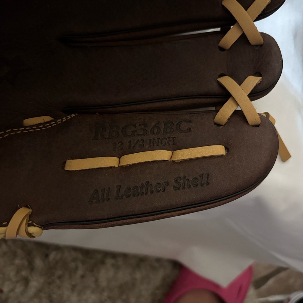 Rawlings Brown and Tan Baseball Glove - Picture 6 of 6